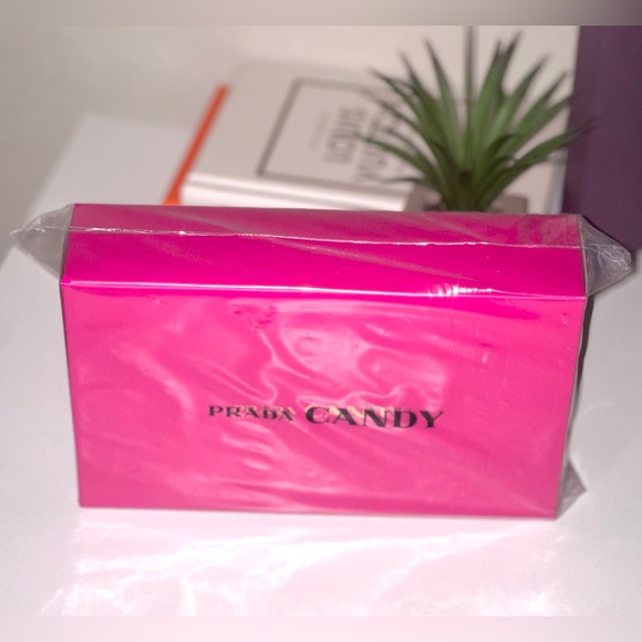 NEW Prada Candy Bag Makeup Cosmetic Pouch Vanity Case / RARE - Picture 2 of 8